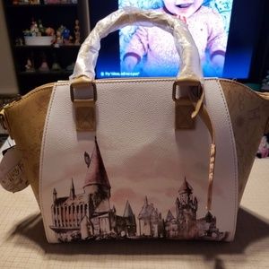 LOUNGEFLY HARRY POTTER HOGWARTS WATERCOLOR SATCHEL